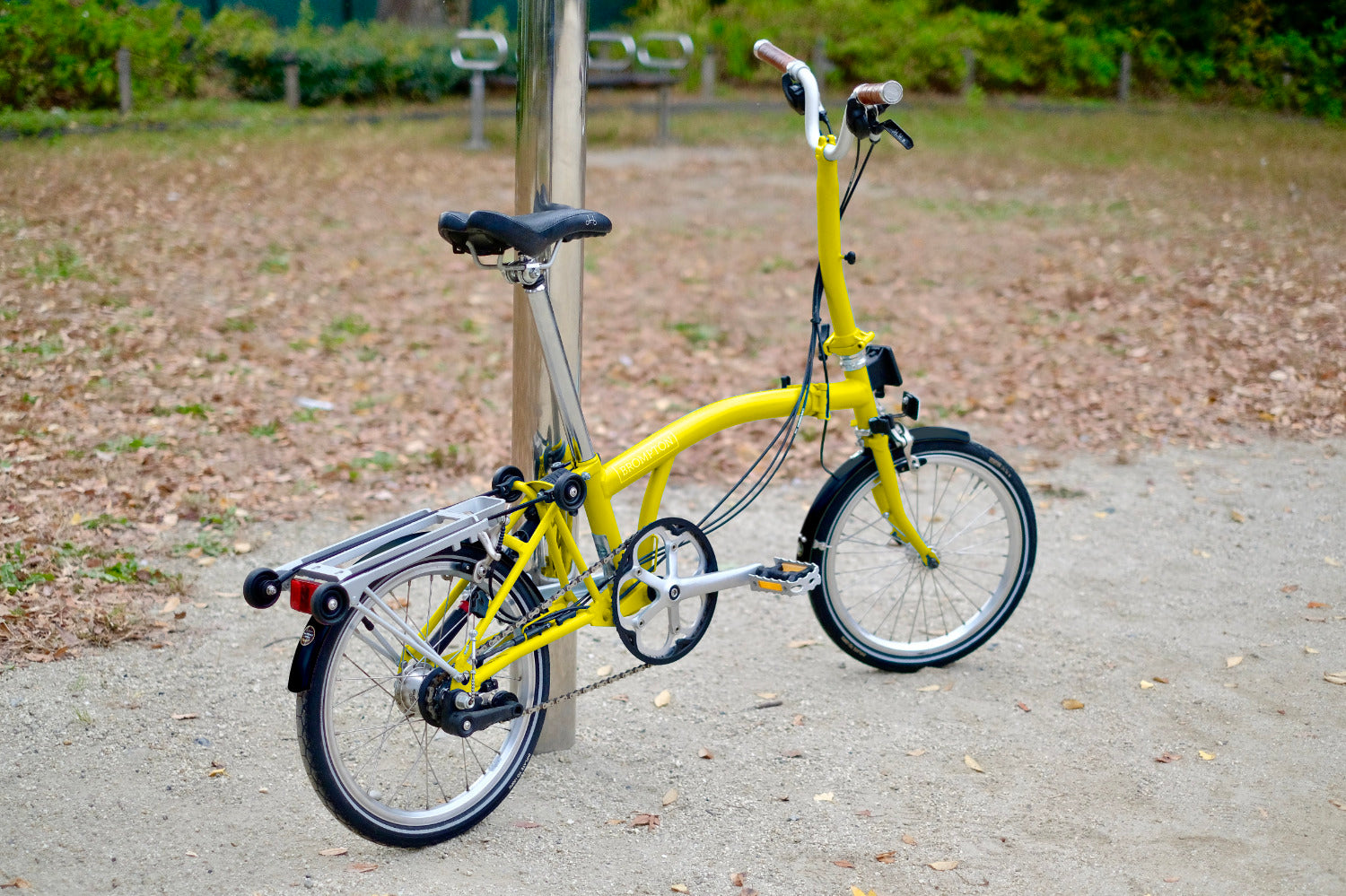 SIMWORKS Bros 16" Black