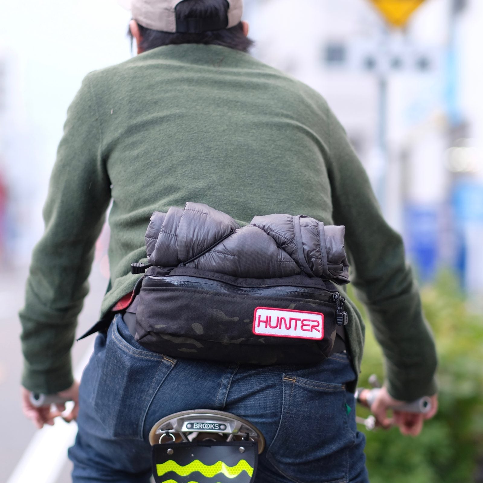 HUNTER CYCLES Waist Basket With Bungee Top