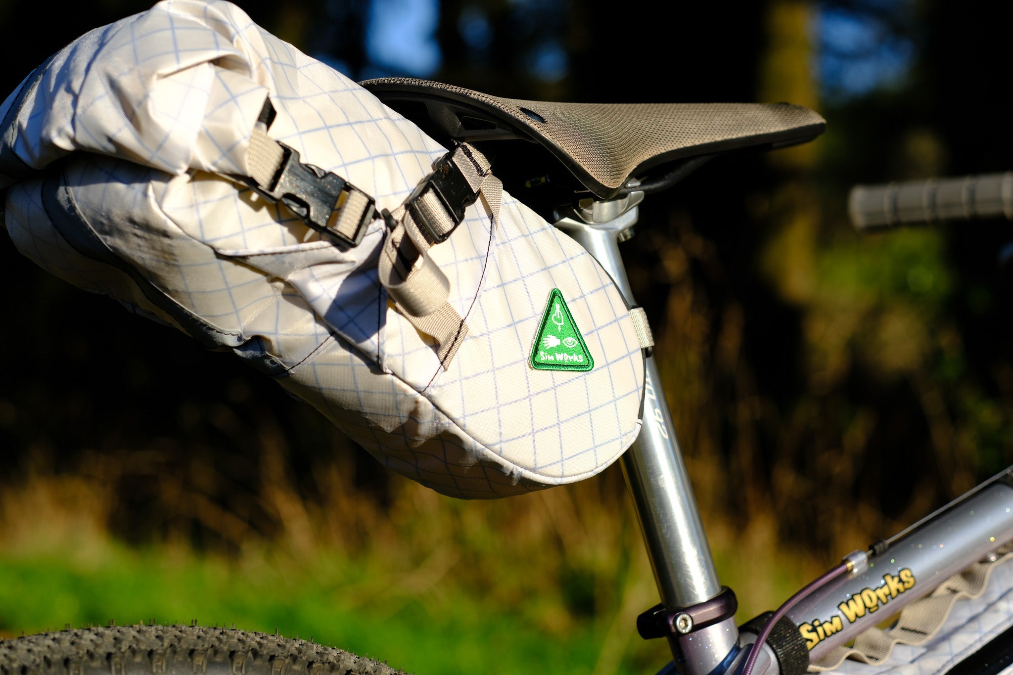 SIMWORKS Chrysalis Saddle Bag