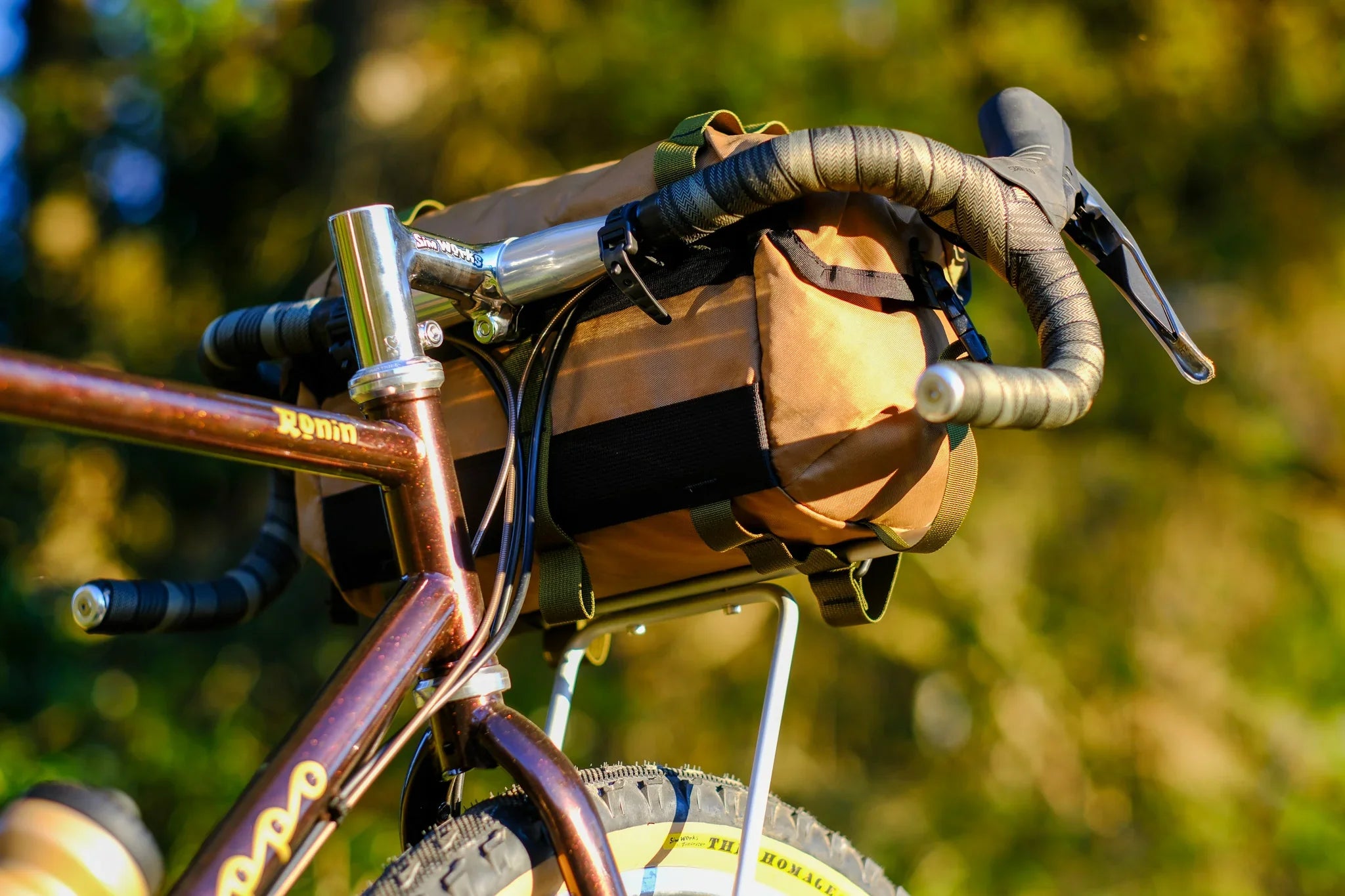 SIMWORKS Voyageur Handlebar Bag