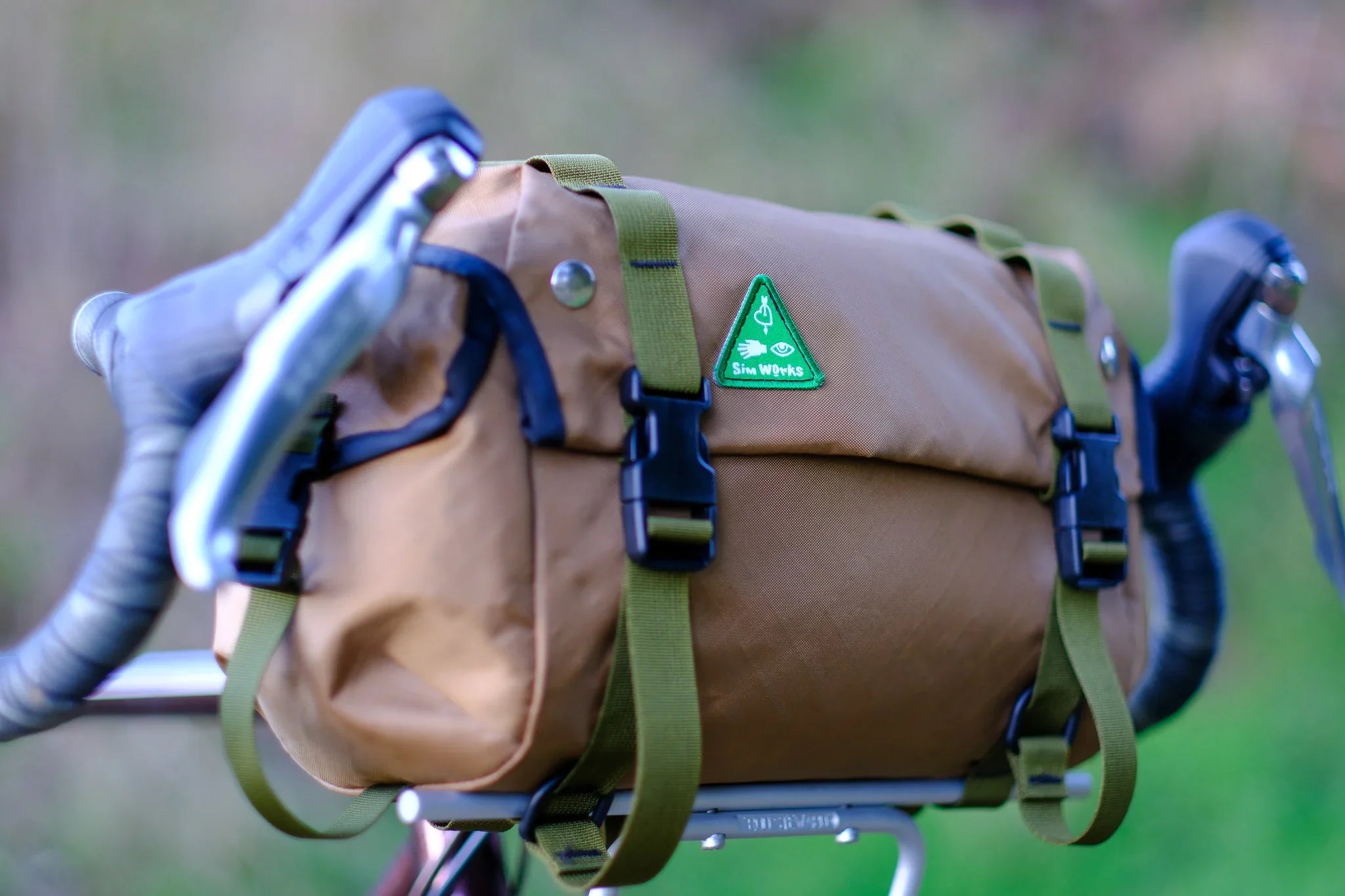 SIMWORKS Voyageur Handlebar Bag