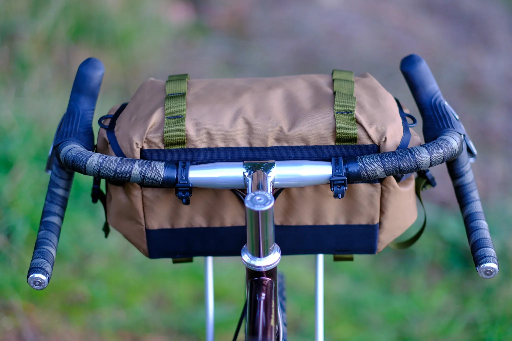 SIMWORKS Voyageur Handlebar Bag