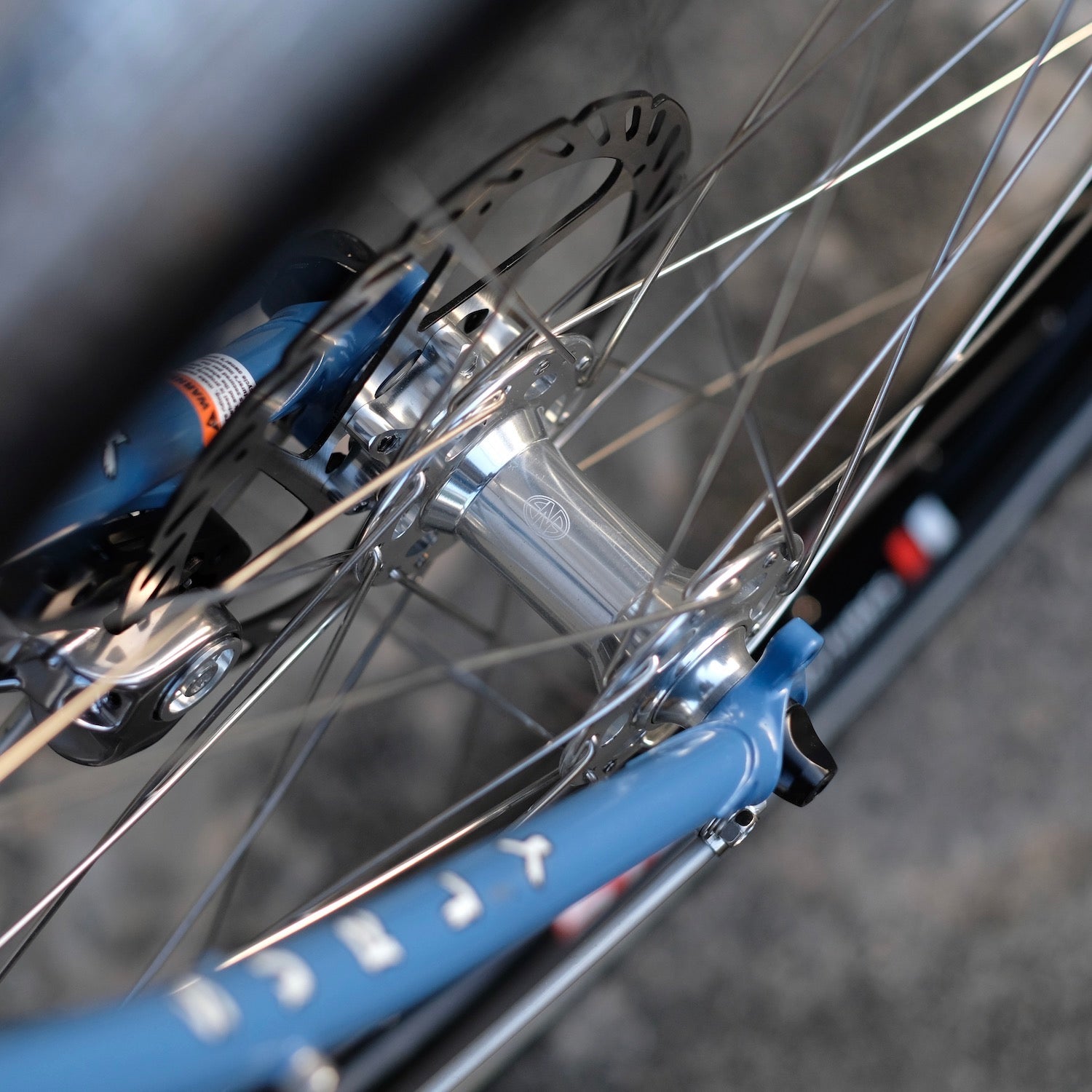 DIA COMPE Ene Ciclo Touring Disc Hub