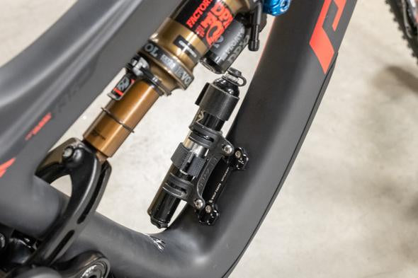 WOLF TOOTH B-Rad Bottle Shift