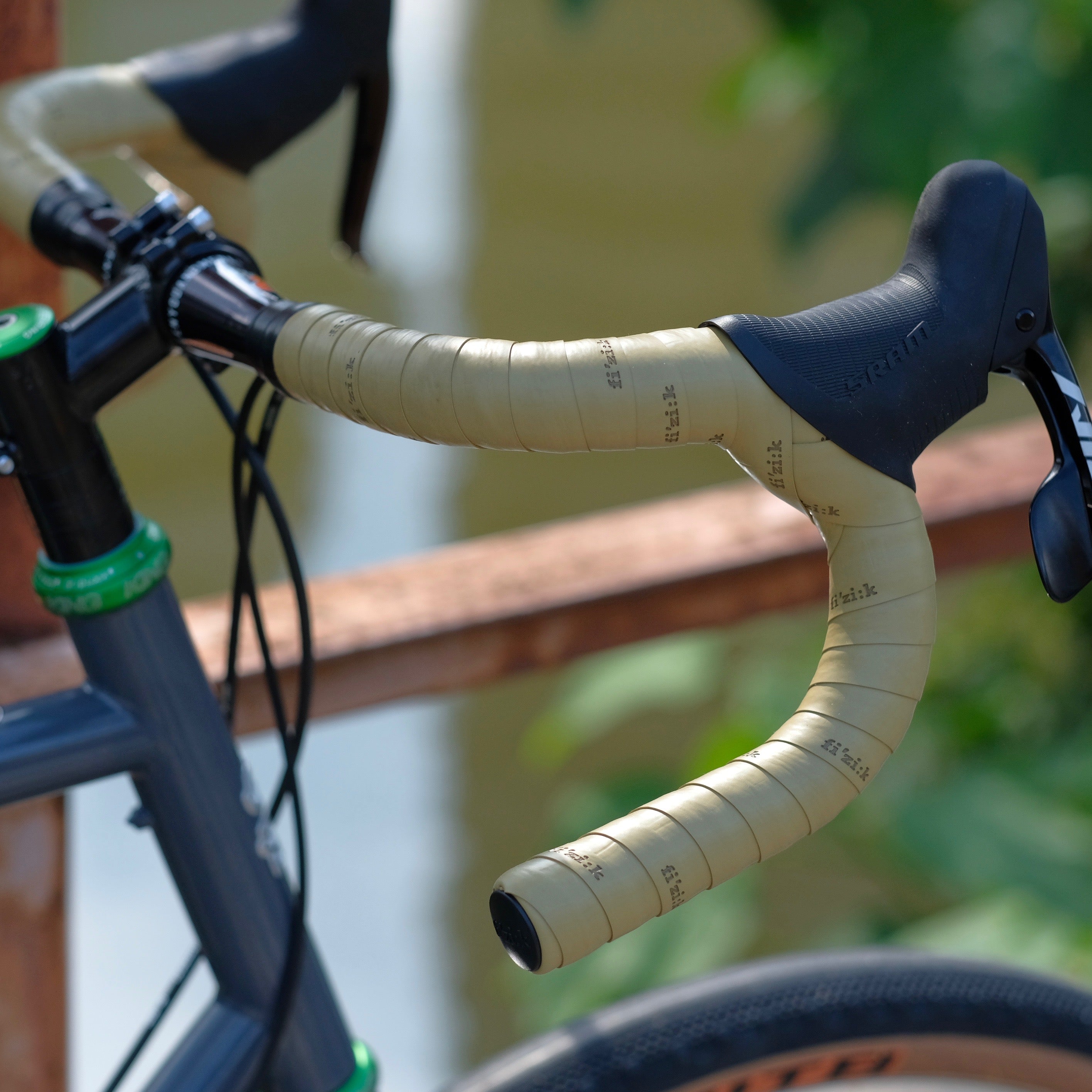 FIZIK Terra Microtex Bondcush Gel Backer Tacky