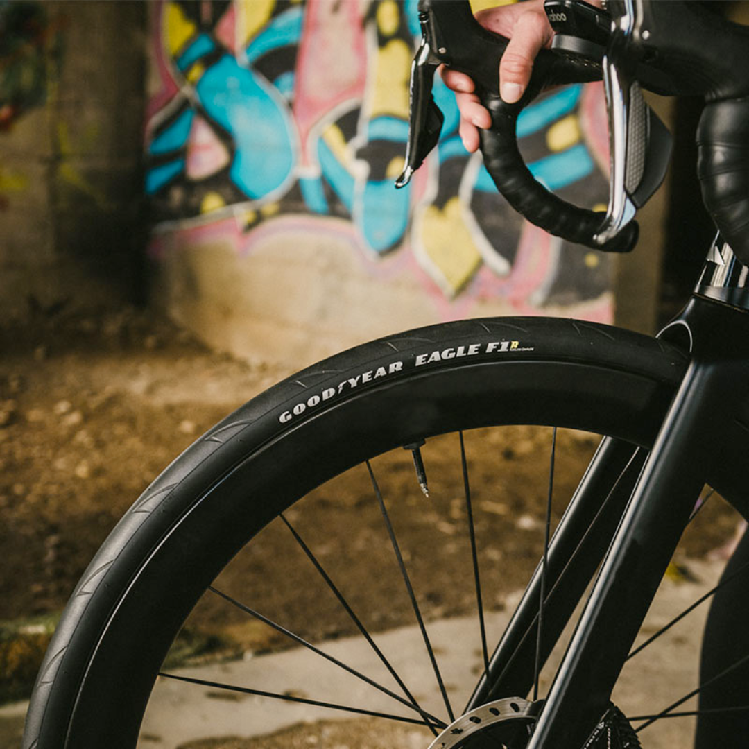 GOODYEAR Eagle F1 R Tubeless Complete