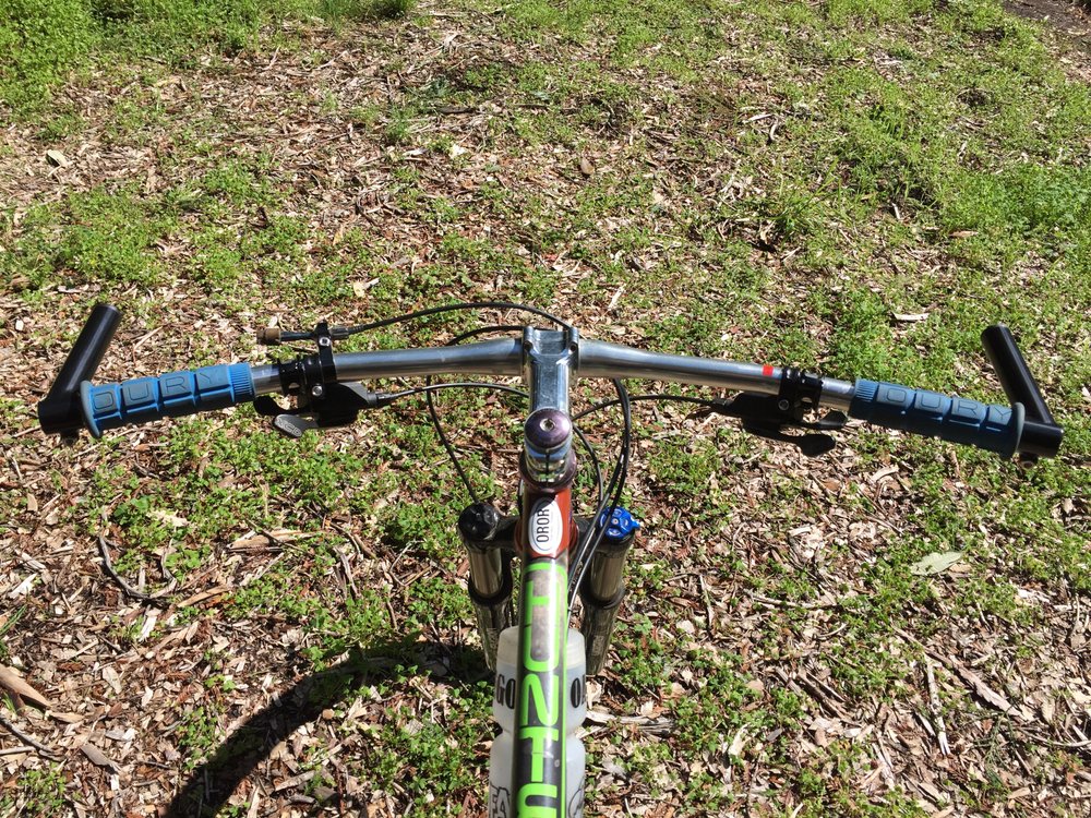 HUNTER CYCLES The Honkey Handles (Bar Ends)