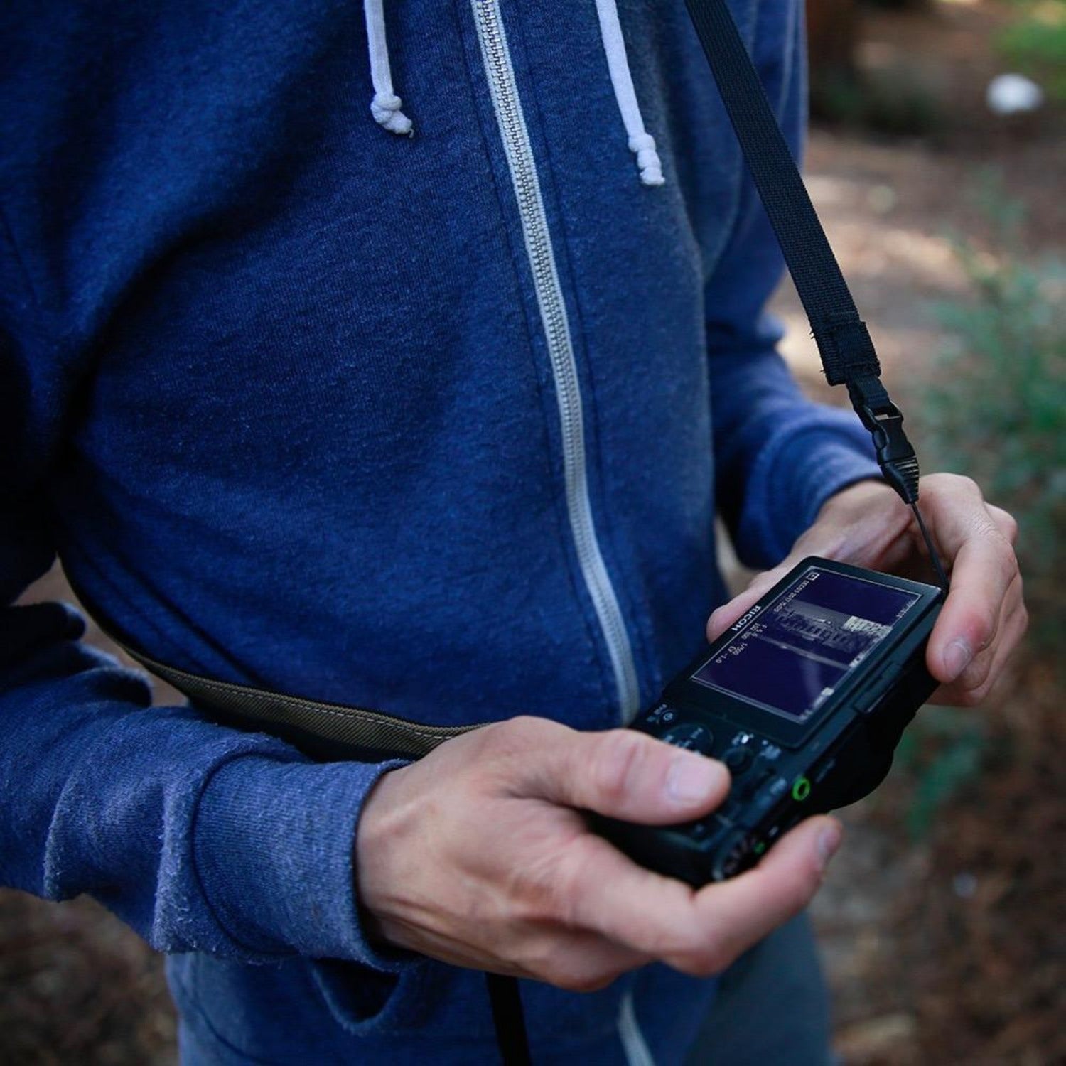 OUTER SHELL ADVENTURE Camera Strap