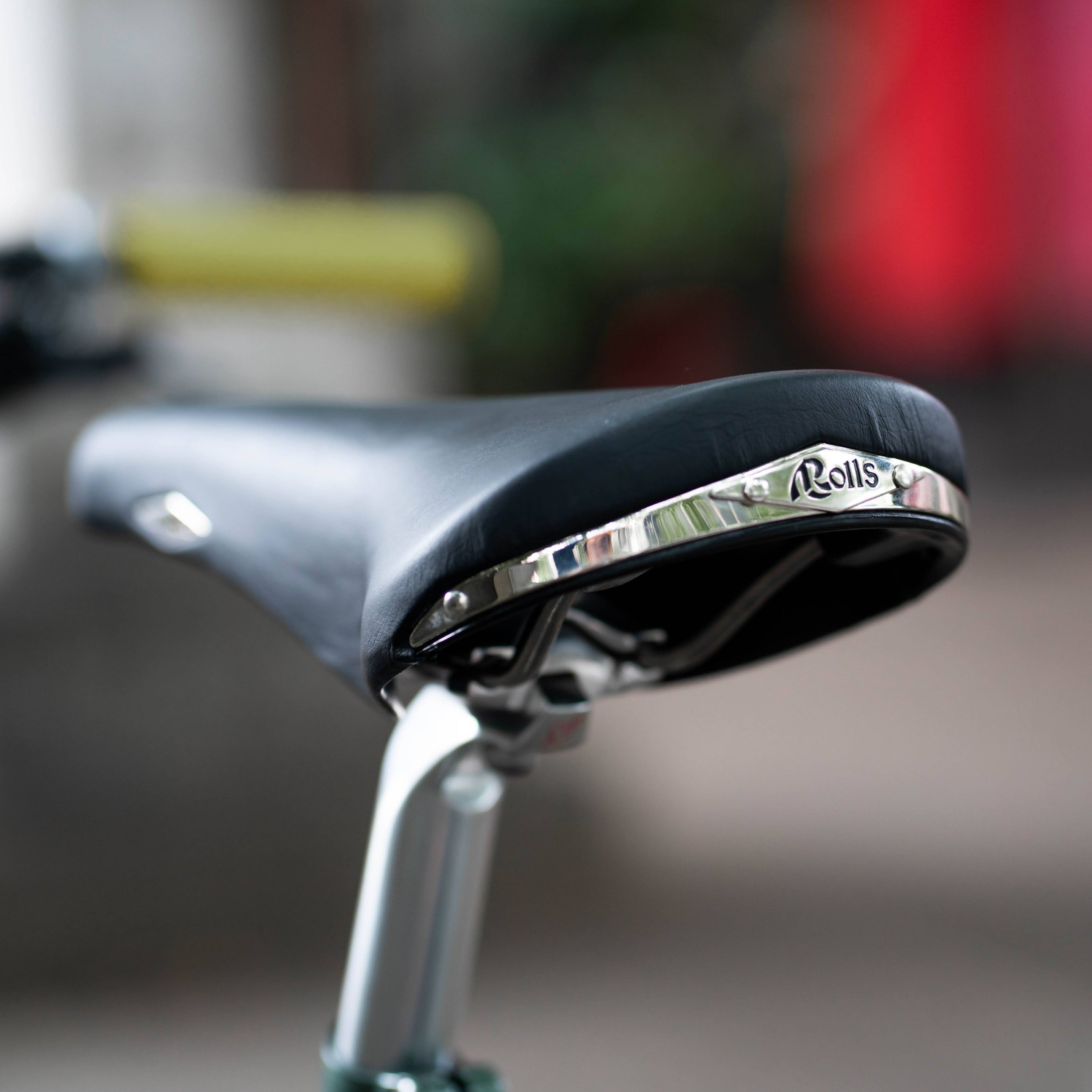 VELO ORANGE Polyvalent Low Kicker Circles Original Complete Bike