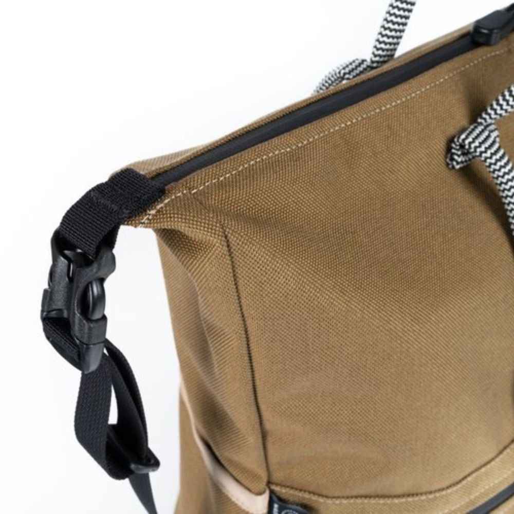 OUTER SHELL ADVENTURE Everyday Tote