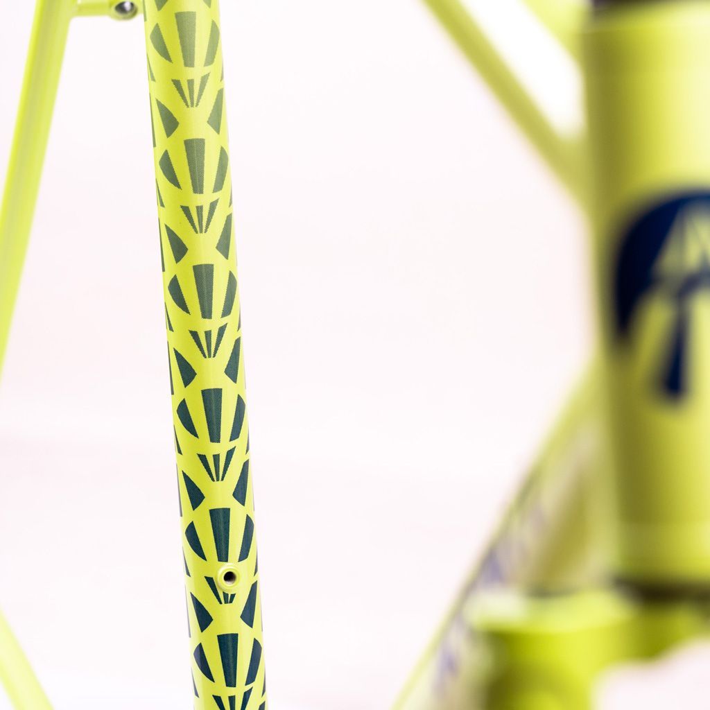 AFFINITY CYCLES Lo Pro Track Frame Set