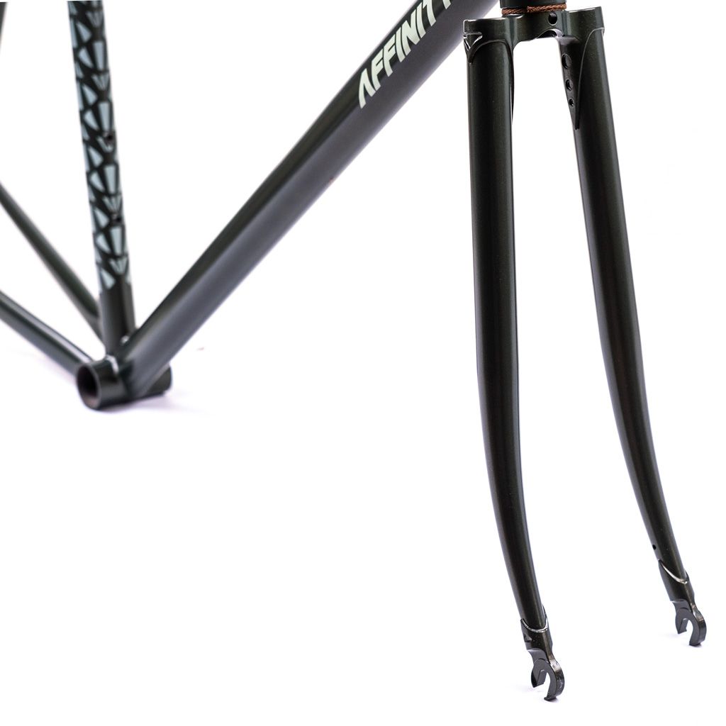AFFINITY CYCLES Lo Pro Track Frame Set
