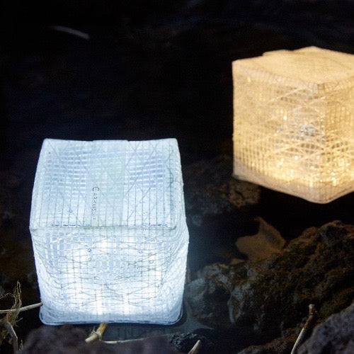 CARRY THE SUN Solar Light