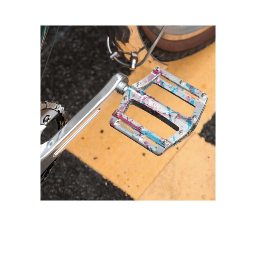BLUE LUG Shark Pedal