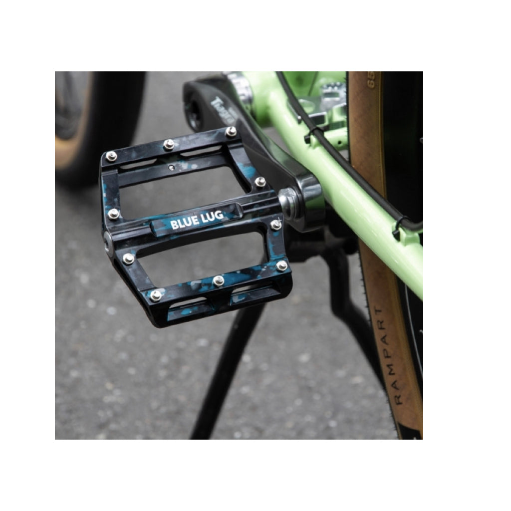 BLUE LUG Shark Pedal