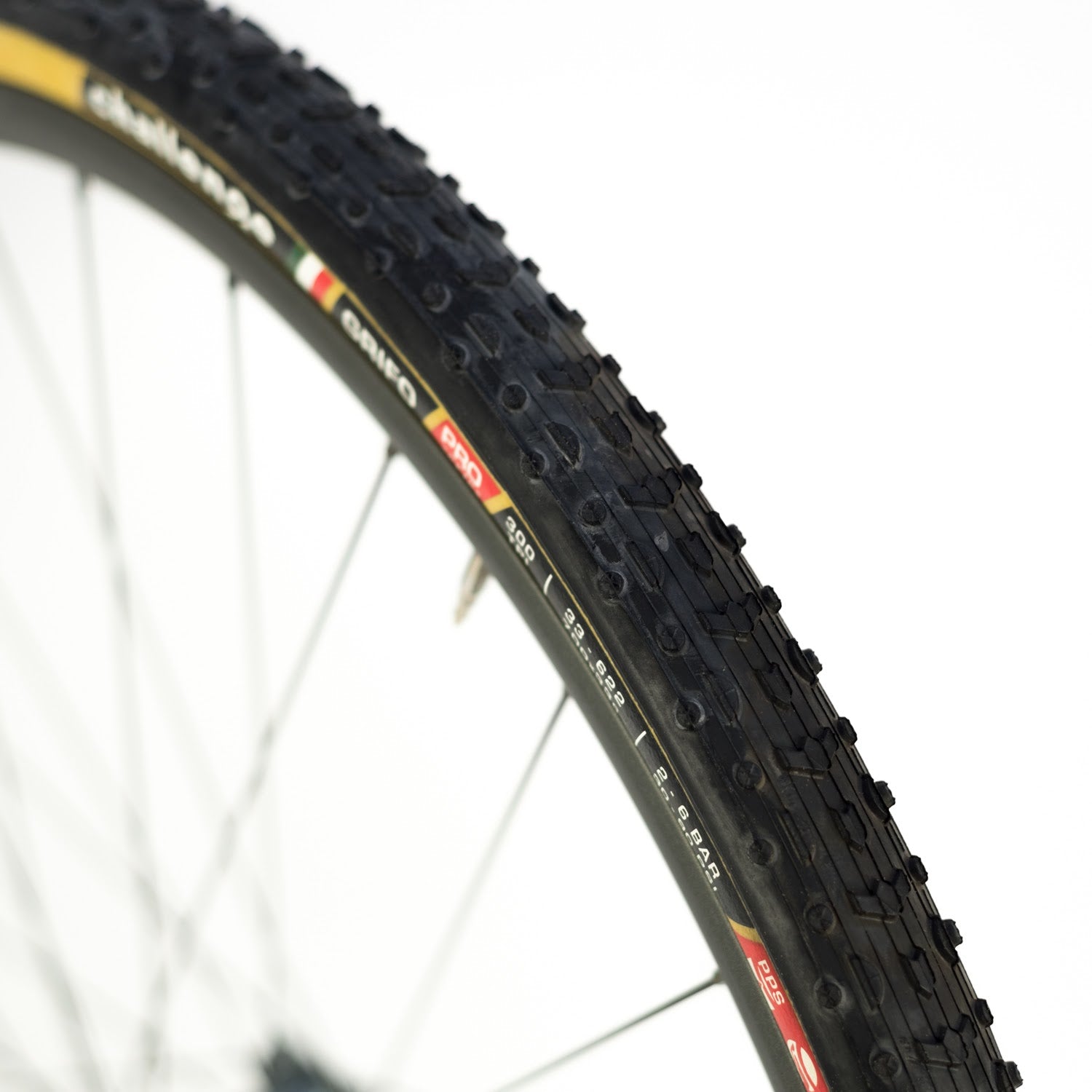 CHALLENGE Grifo Bk / Tan 700x33c