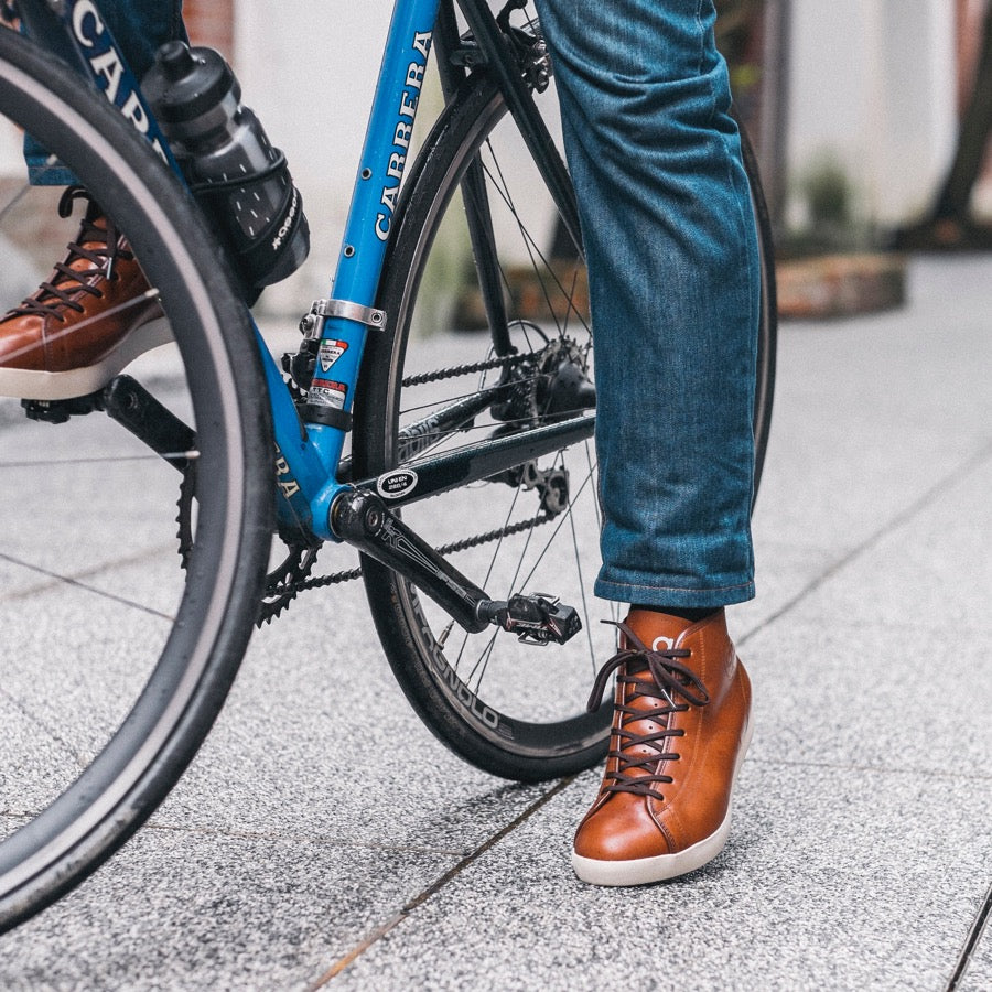 QUOCPHAM Urbanite Classic Mid