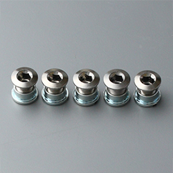 SUGINO #402 BMX Chain Ring Bolt Set SUGINO #402 BMX Chain Ring Bolt Set