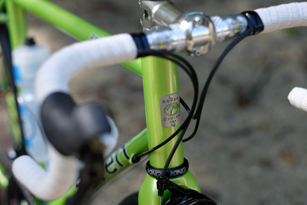 【MONDAYS】SEVENのスチールフレームという選択。