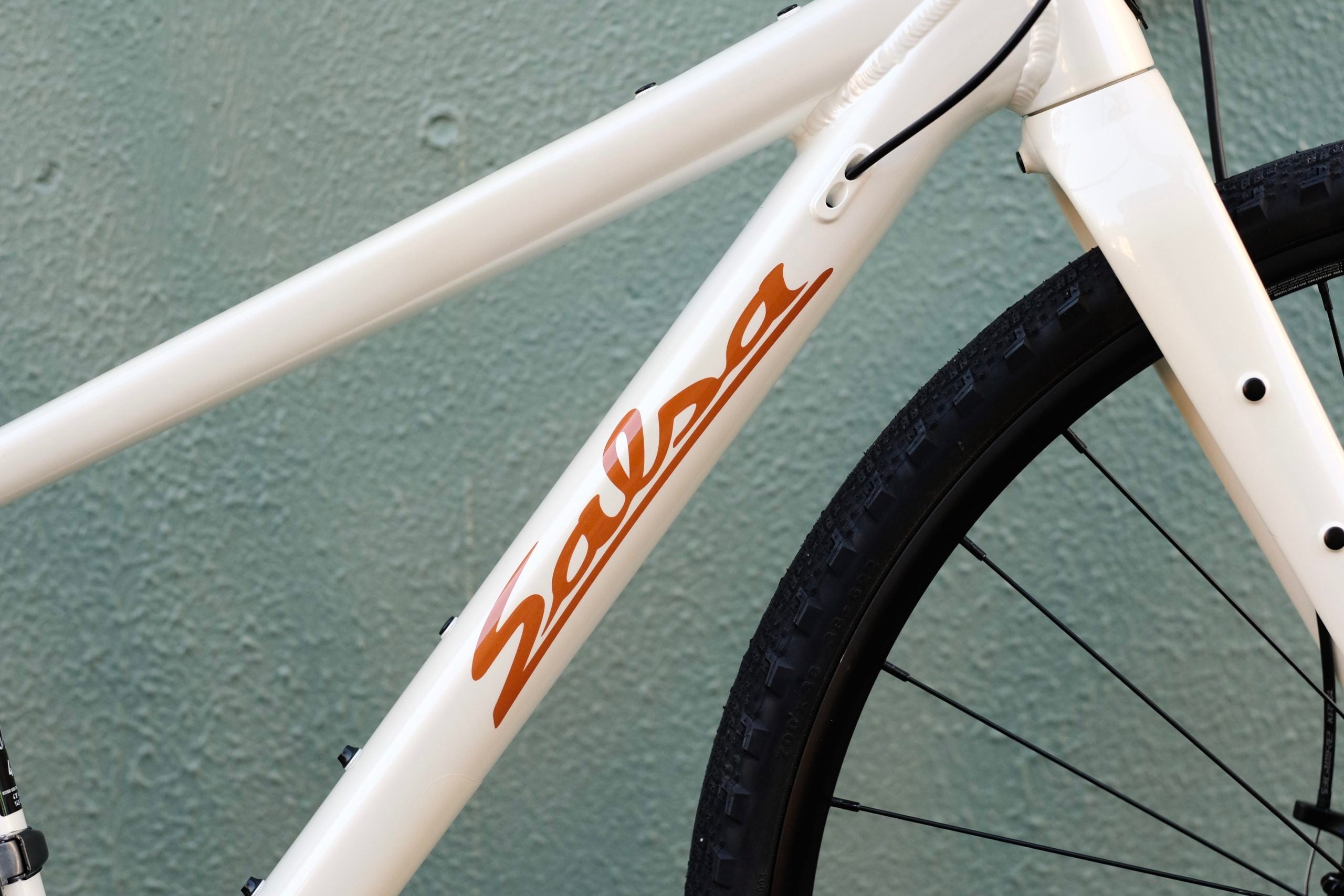【新入荷】 SALSA CYCLES Journeyer Claris 700C と 新参者