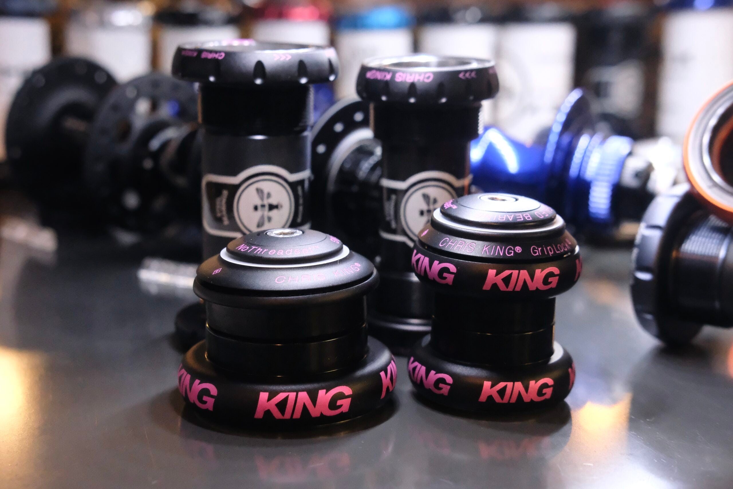 【入荷情報】CHRIS KING Two Tone Black Punch