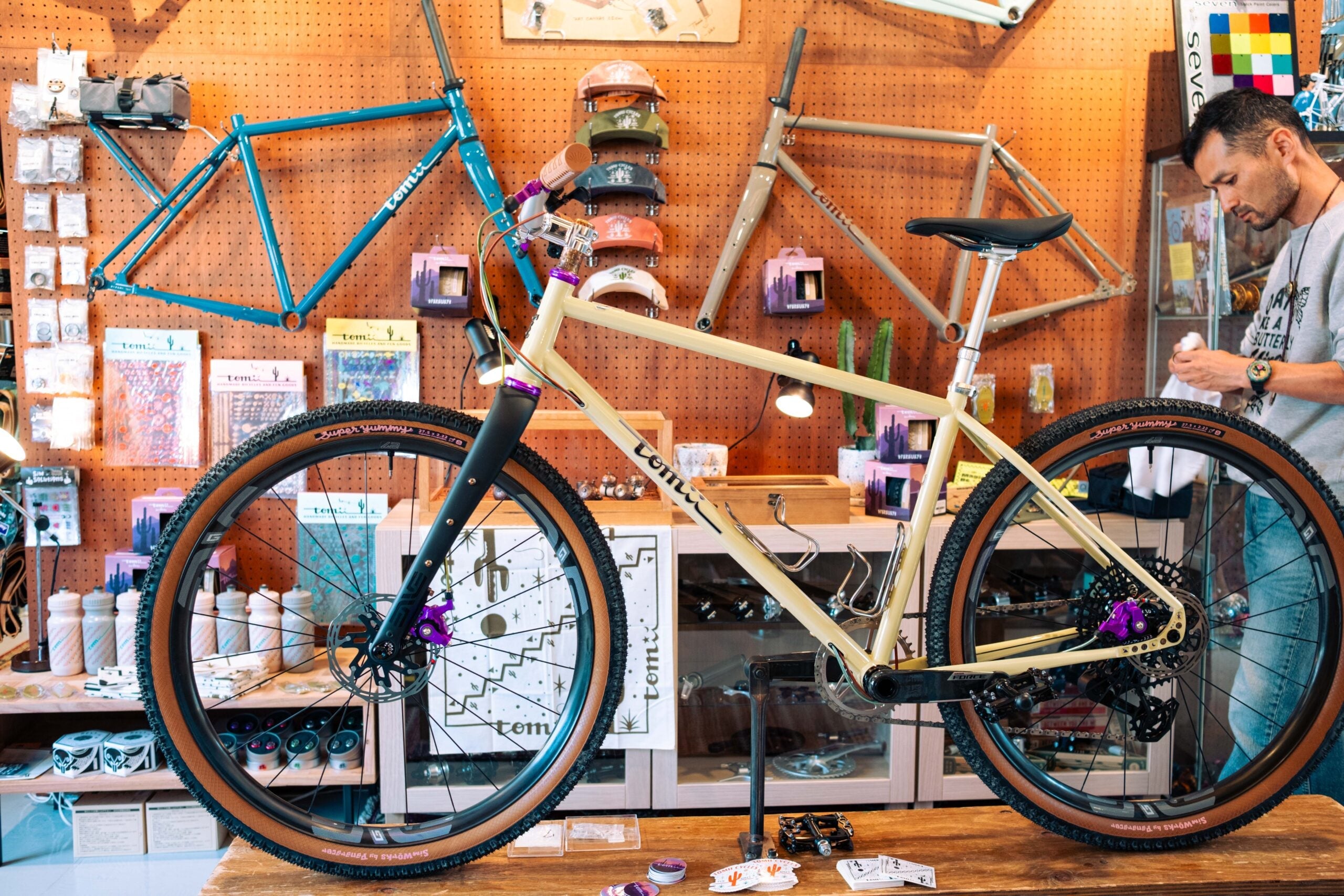【Circles Tokyo】 いよいよ開催！TOMII CYCLE POPUP！Morning Rideもやります！