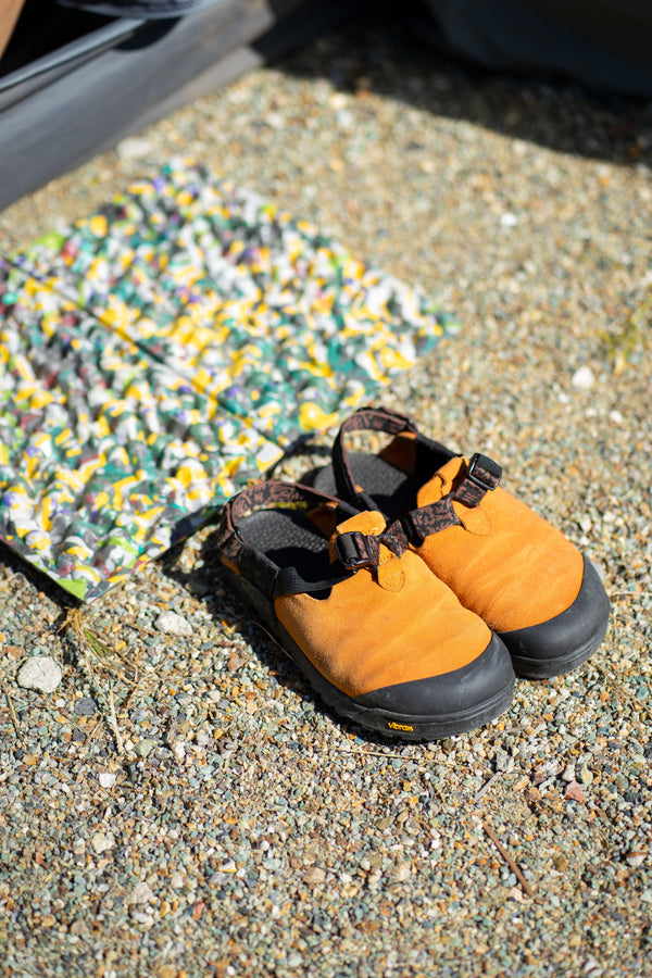 【BEDROCK SANDALS】Mountain Clog Suede Leather を購入したワケ！