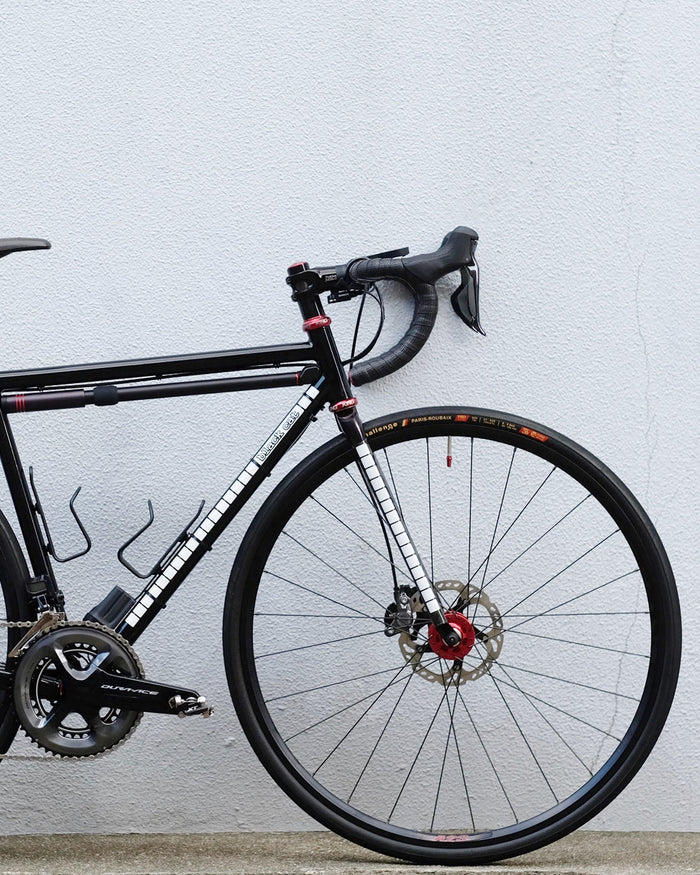 BLACK CAT BICYCLES / Disc Road with Di2