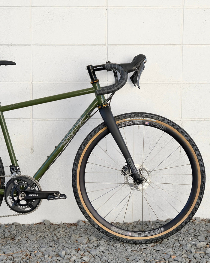 SHIN FABRICATION / Gravel Bike
