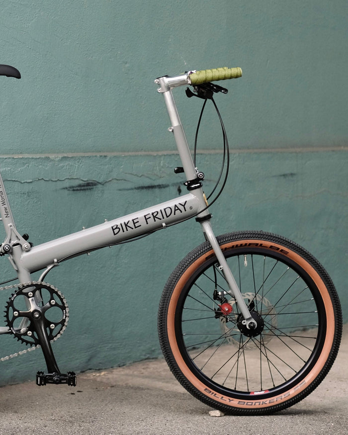 BIKE FRIDAY / New World Tourist