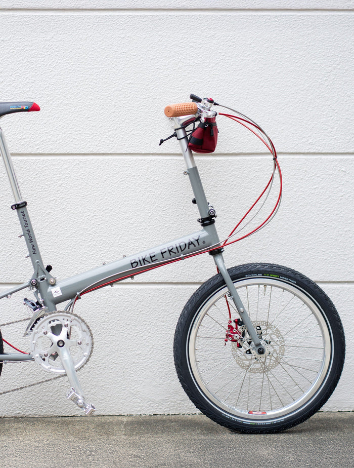 BIKEFRIDAY / New World Tourist