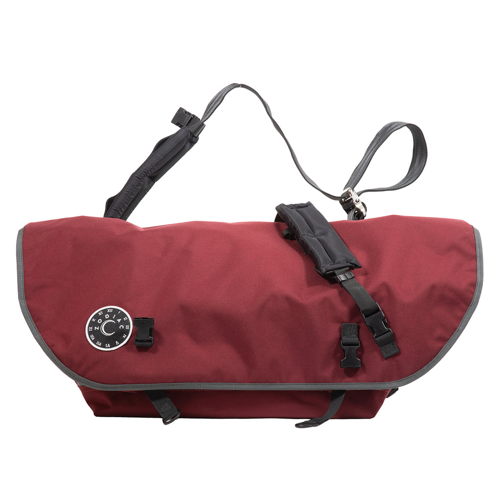 ZODIAC BAGGAGE Sling Messenger Bag / Large