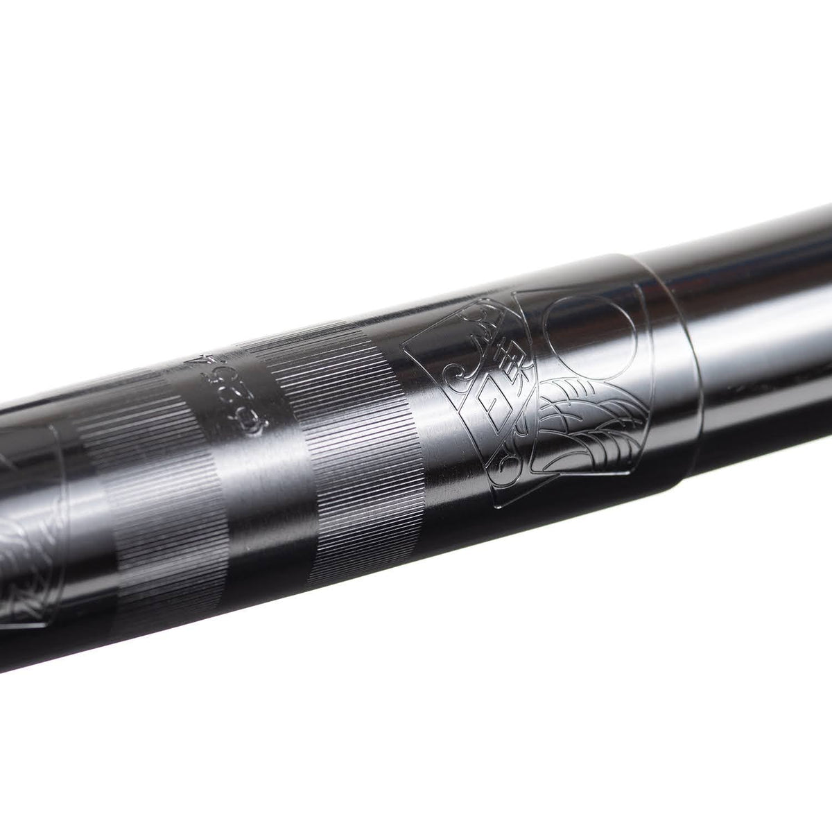 NITTO B136 Hanafuda Bee Bar