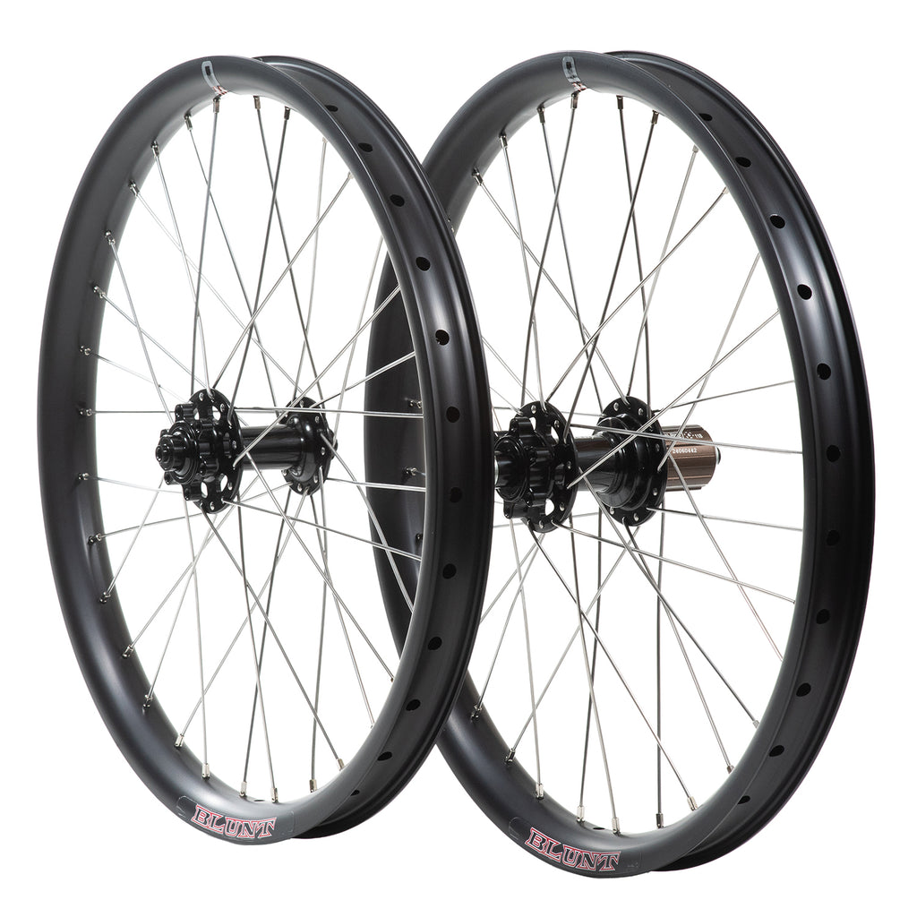 GORILLA SPUN Build Wheel [VELOCITY Blunt 35 x VELOCITY Race Disc]
