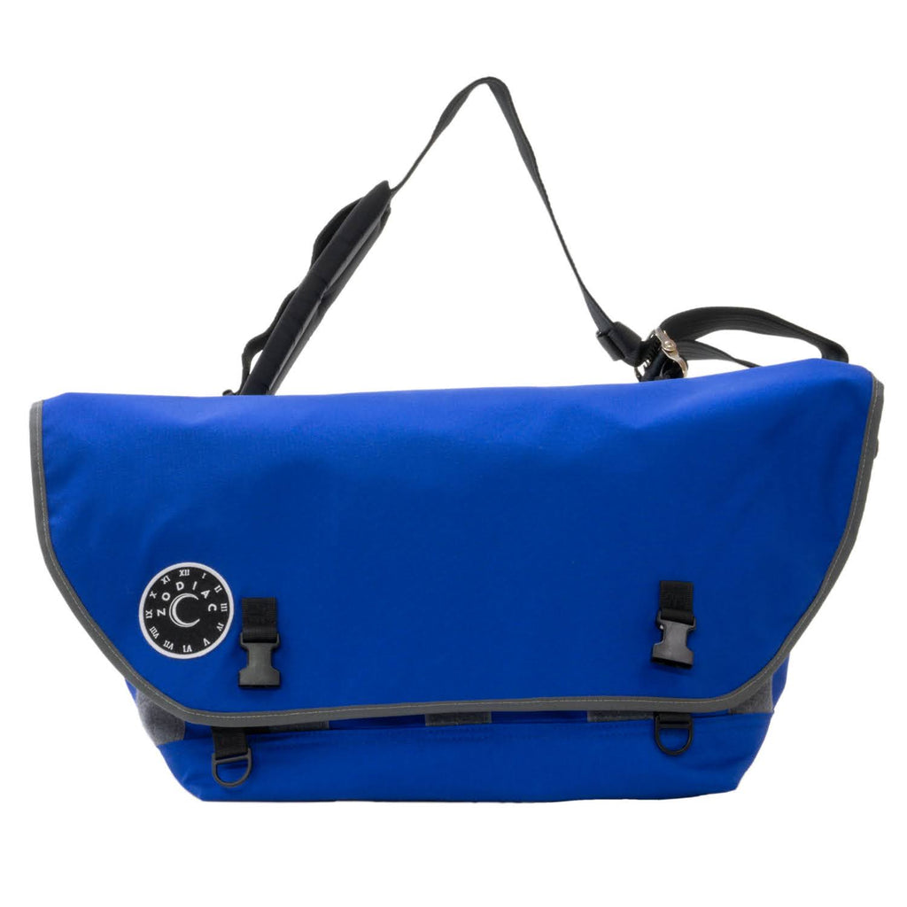 ZODIAC BAGGAGE Sling Messenger Bag / Medium