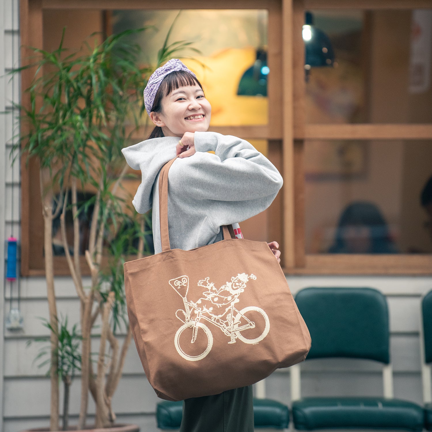 CIRCLES ORIGINAL TACOMA FUJI RECORDS meets Circles Tote Bag