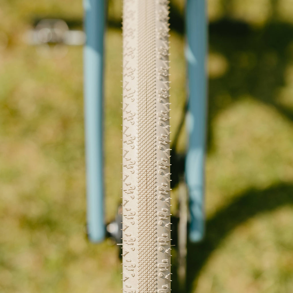 TOMII x SIMWORKS Faraway Tire