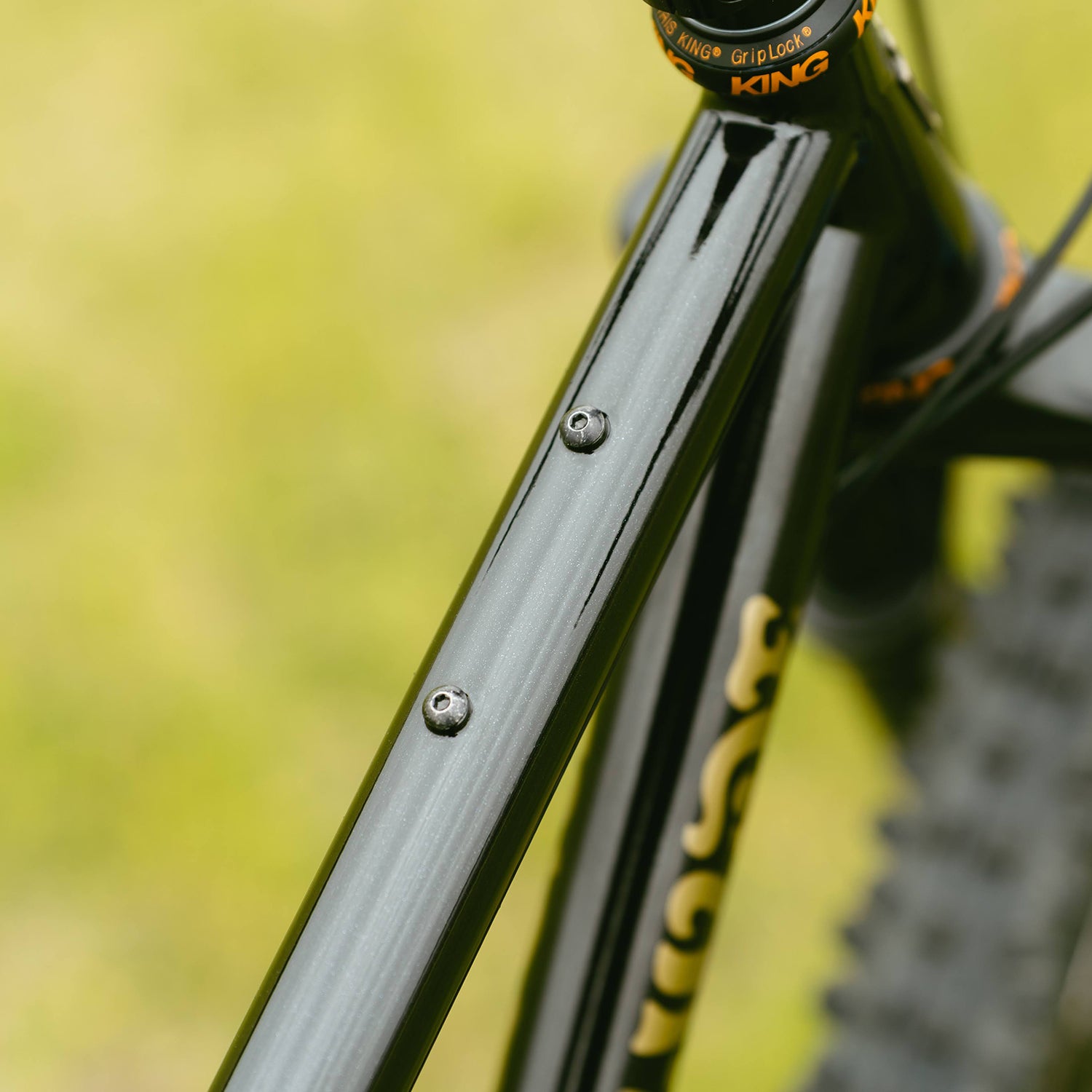 WILDE BICYCLE CO.Dark Star Circles Original Complete Bike