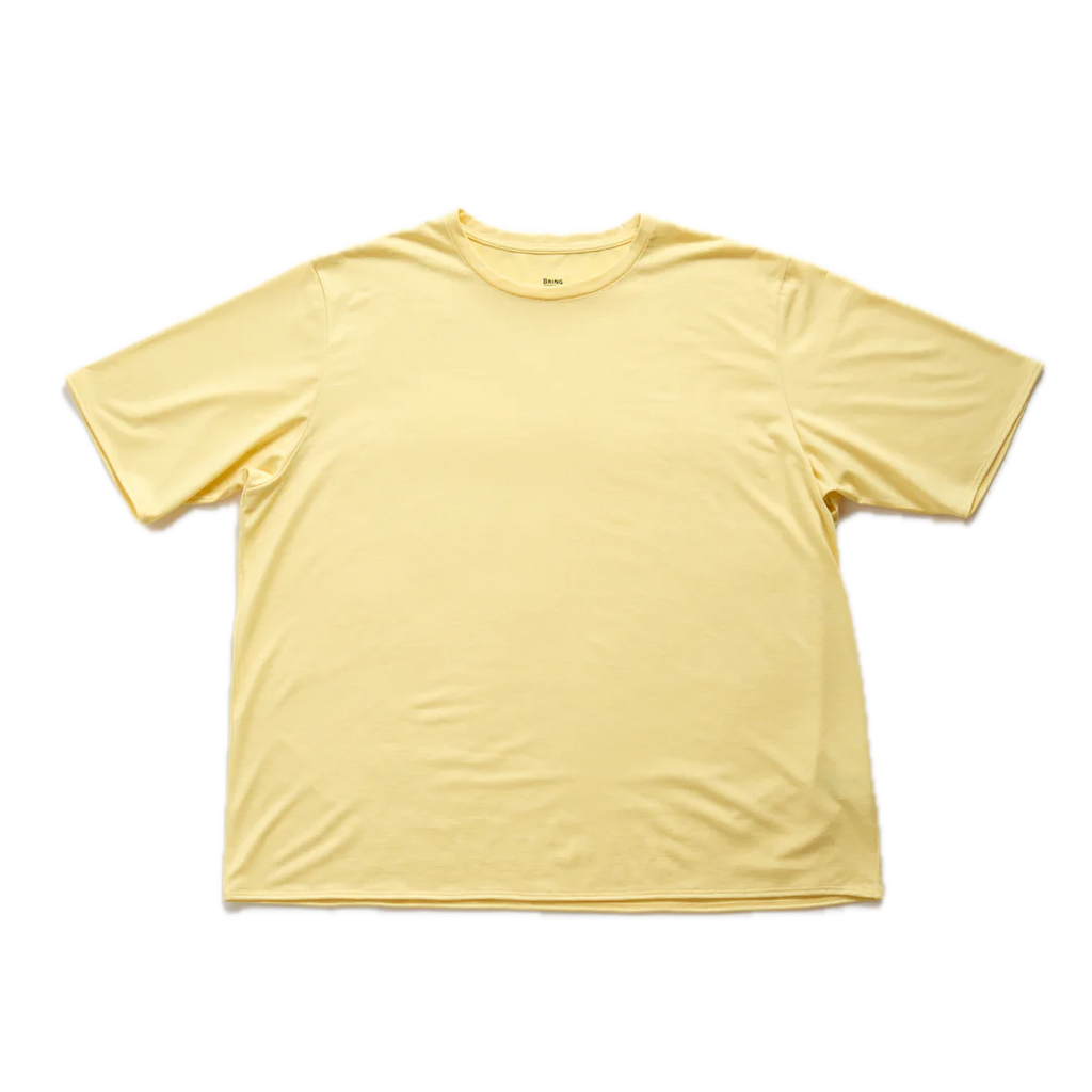 WunderwearのTシャツを持ってきて。