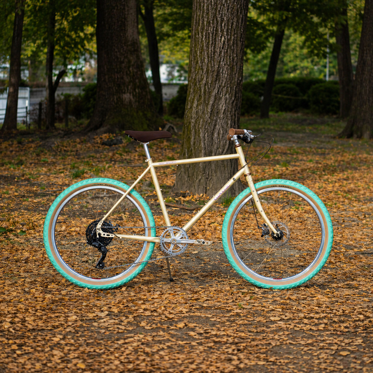 BASSI BIKES Hog's Back Complete Bike -Sparkle Beige