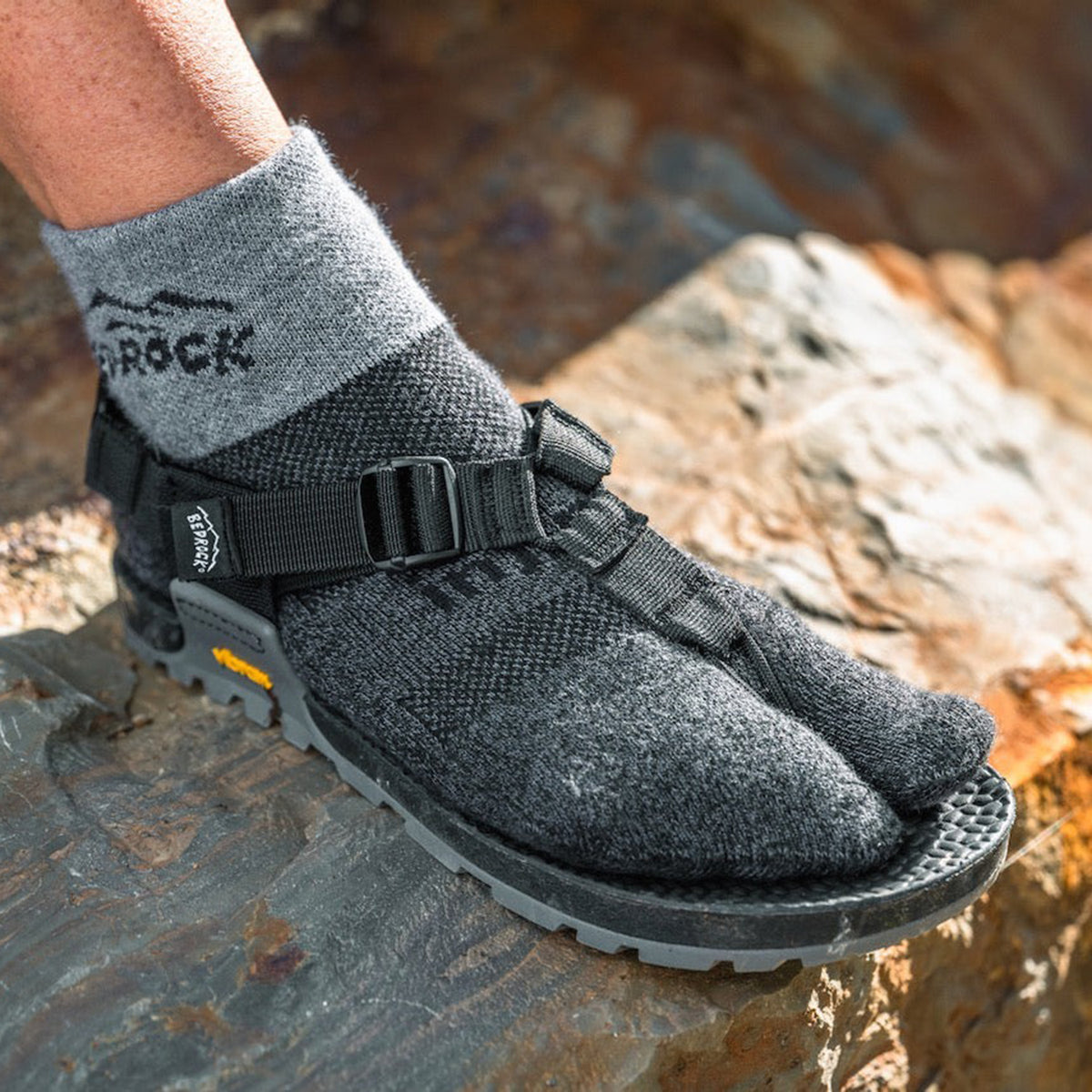 BEDROCK SANDALS Performance Split-Toe Socks