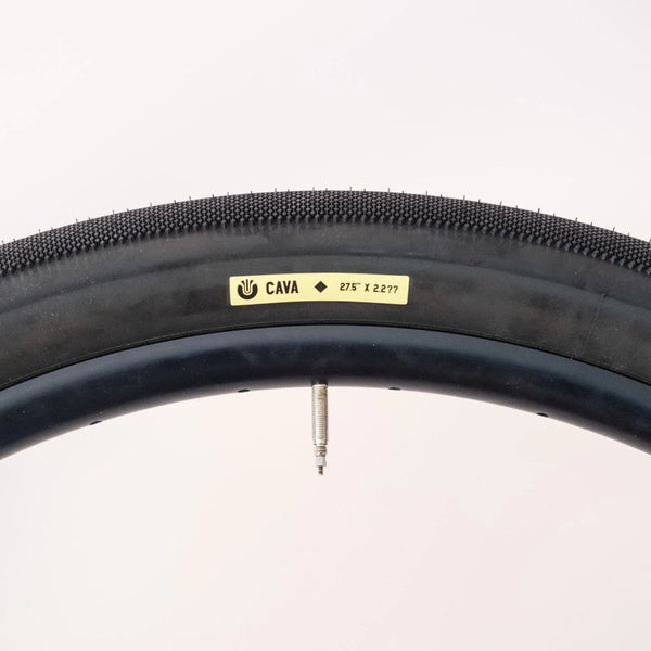 ULTRADYNAMICO CAVA 27.5 x 2.2 （2本セット） ULTRADYNAMICO* cava race tire (gray) - BLUE LUG ONLINE STORE