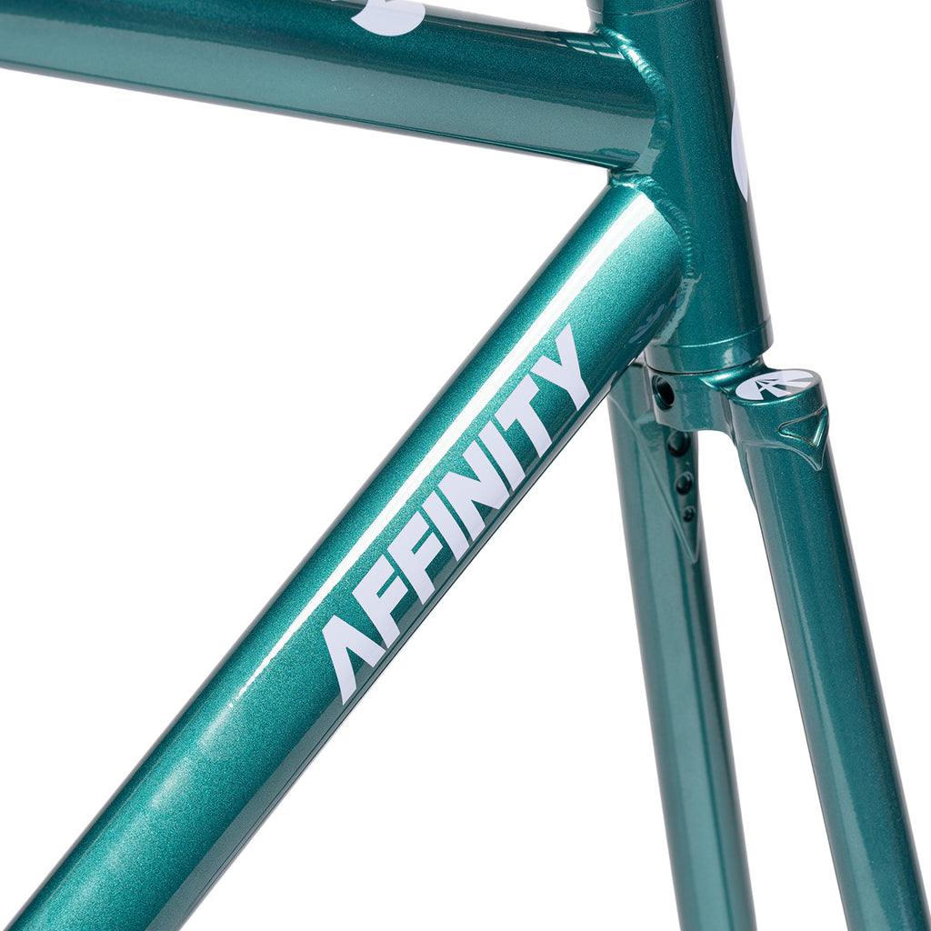 AFFINITY Lo Pro Track Frame Set