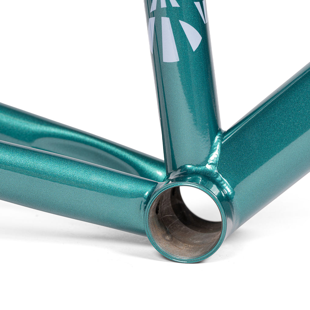 AFFINITY Lo Pro Track Frame Set