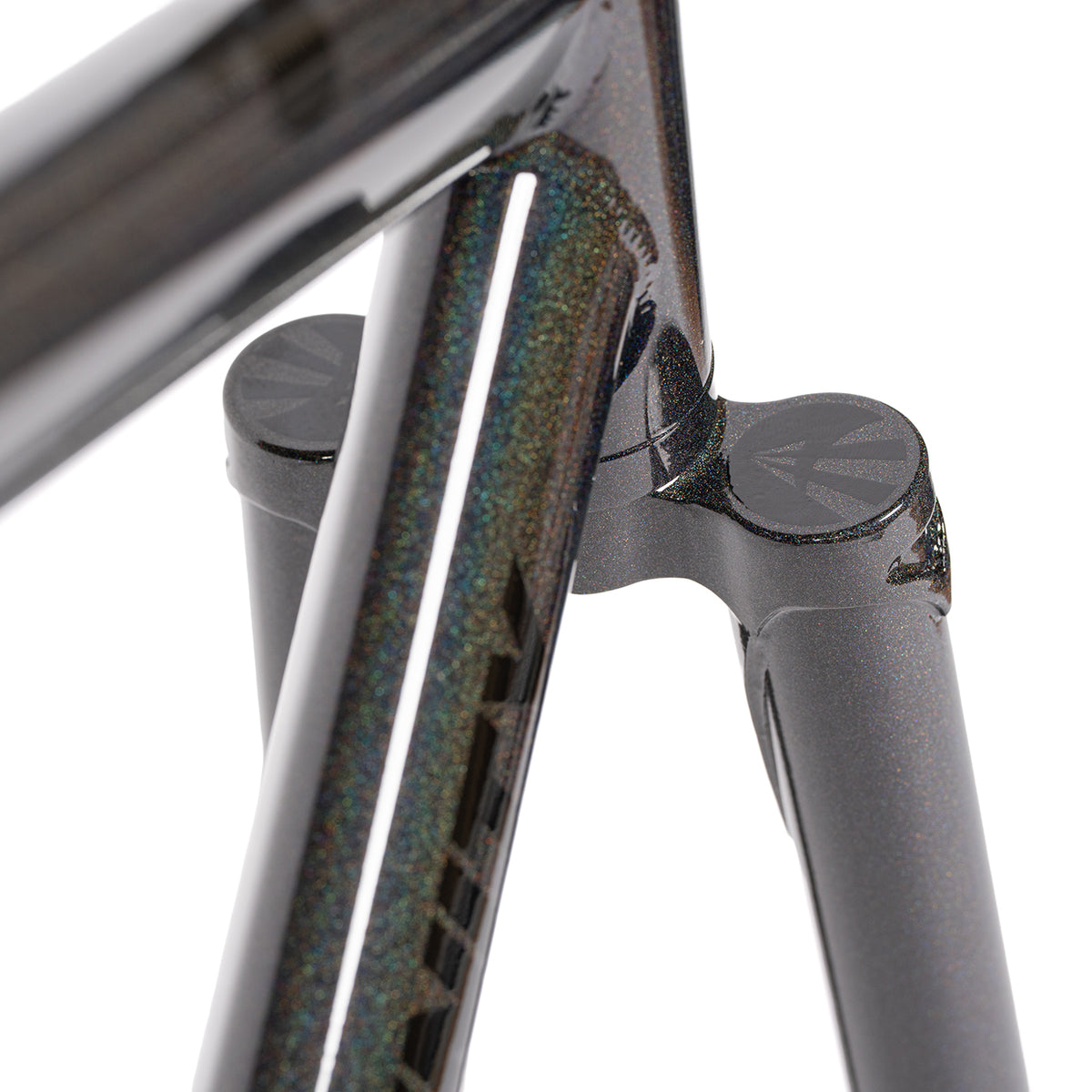 AFFINITY Lo Pro Track Frame Set