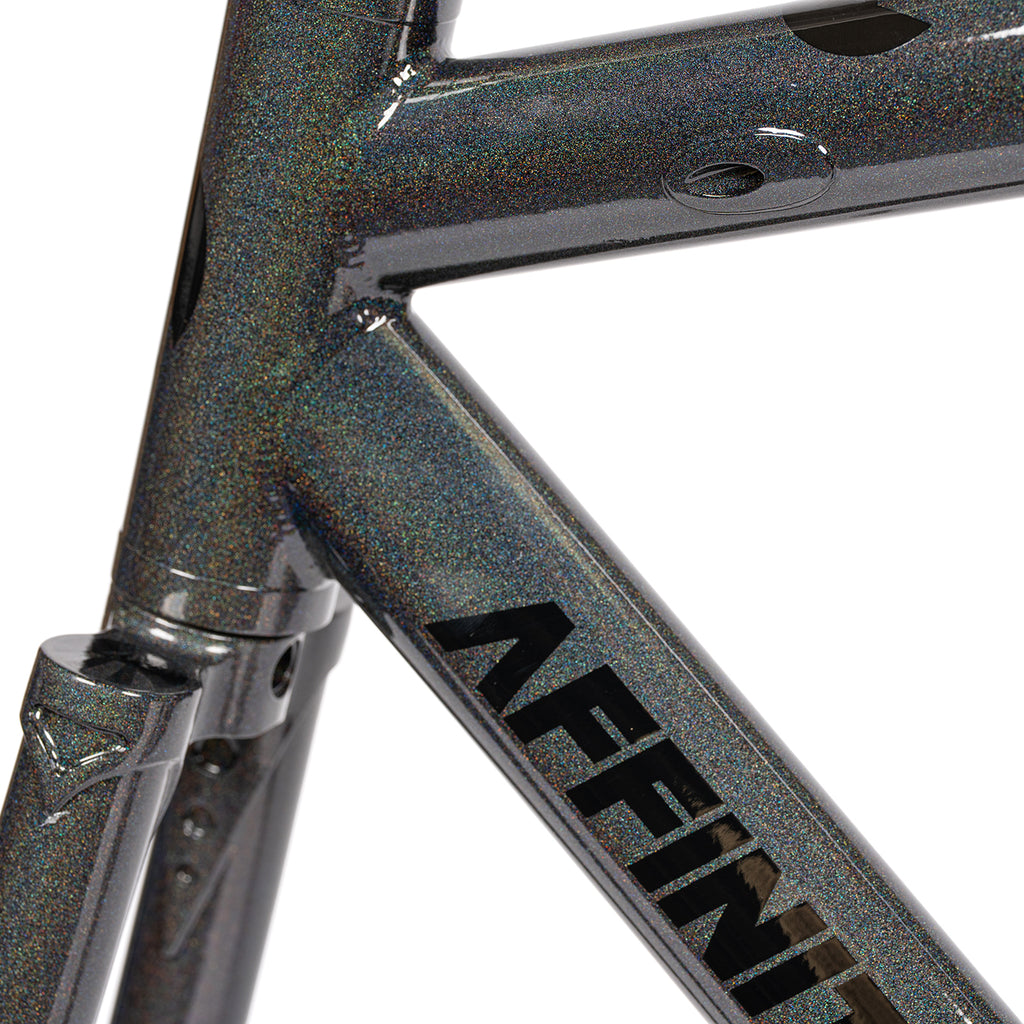 AFFINITY Lo Pro Track Frame Set