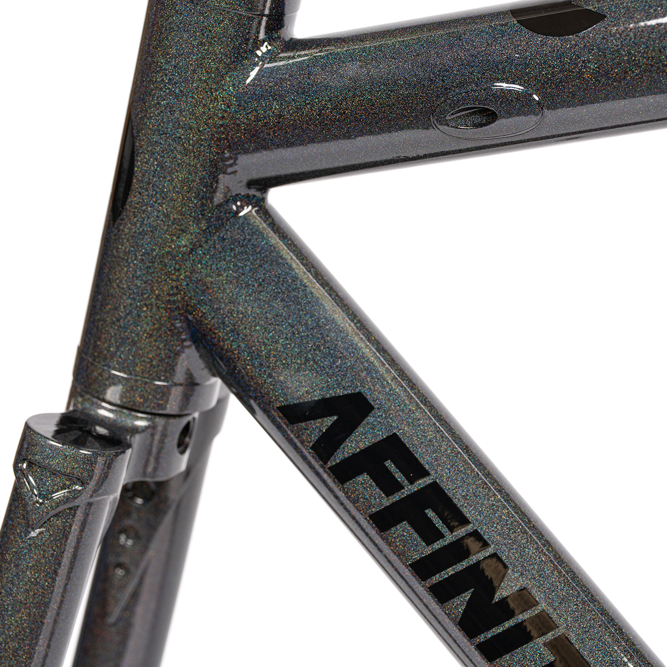 AFFINITY Lo Pro Track Frame Set