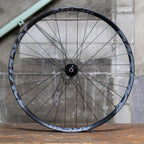 [New With Scratches] GORILLA SPUN Build Wheel Set [RACE FACE ARC40 x VELOCITY Race Disc Hub] -1