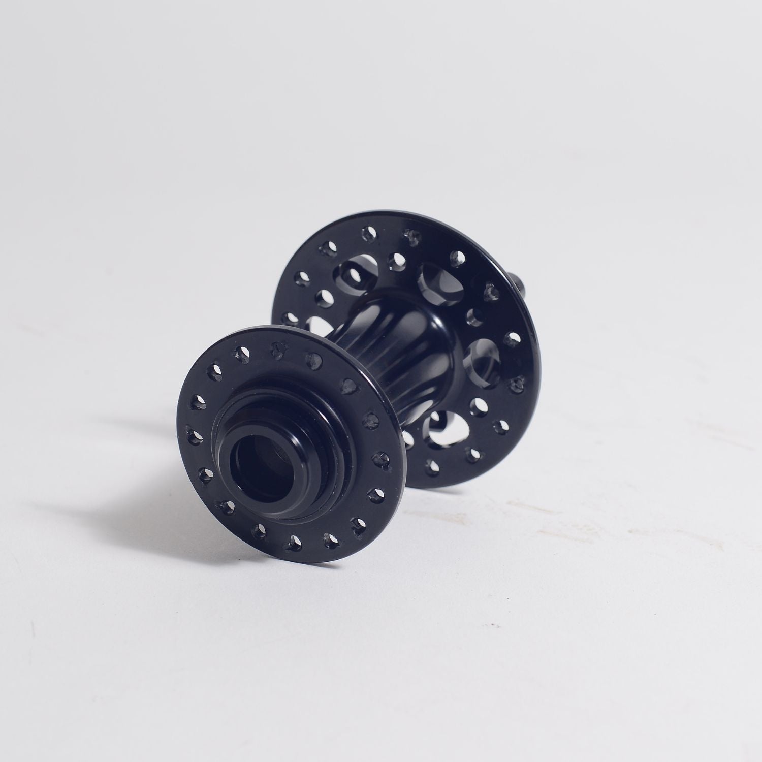 [Used] CULTURE CLUB Disc Front Hub 100-15Thru