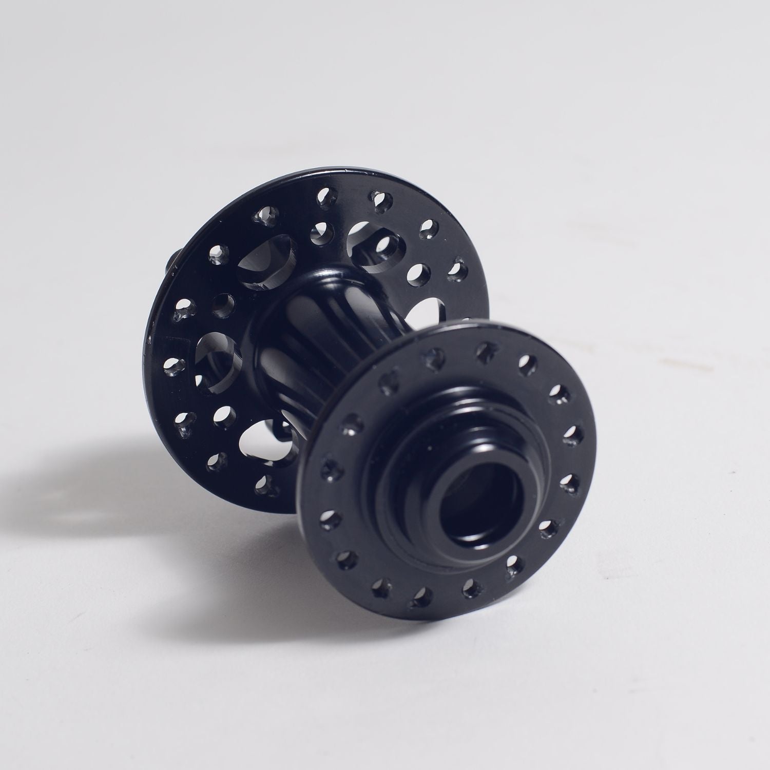 [Used] CULTURE CLUB Disc Front Hub 100-15Thru
